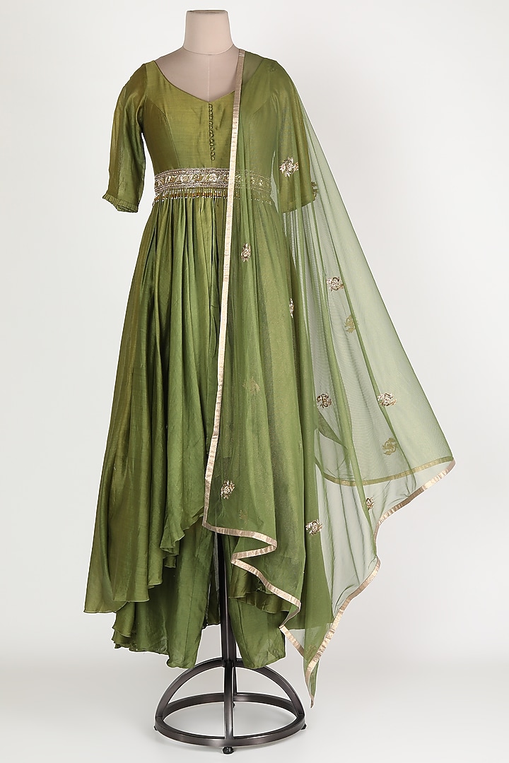 Olive Green Embroidered Tunic Set by Pleats By Kaksha & Dimple at Pernia's Pop Up Shop