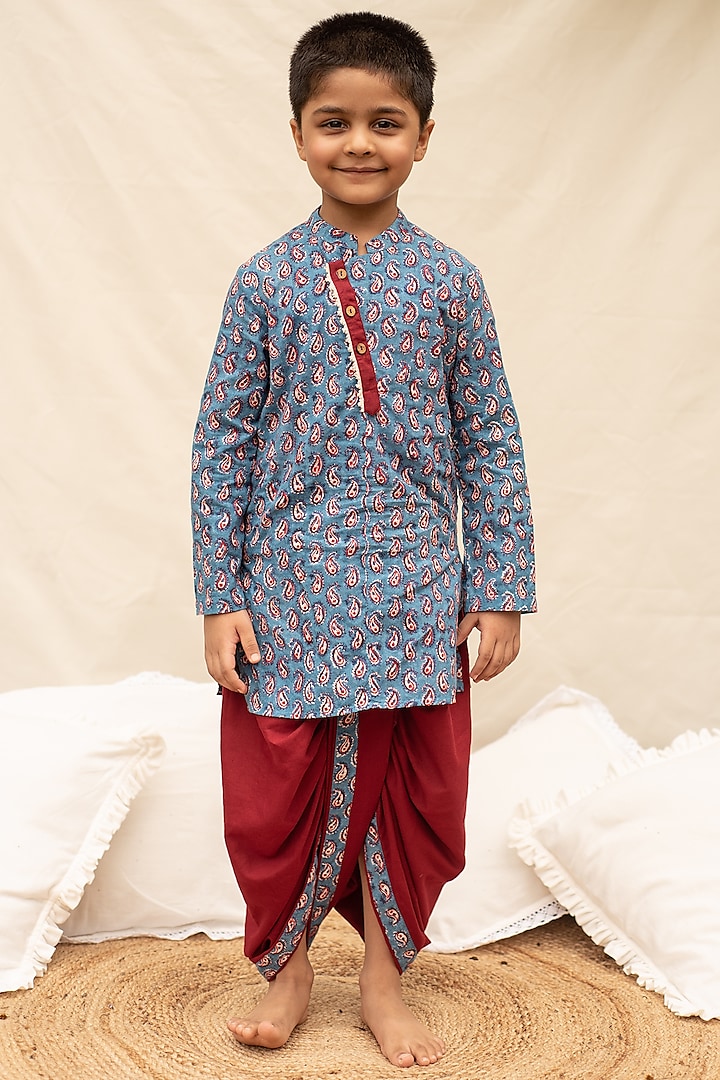 Blue Paisley Printed Kurta Set For Boys by PLUMCHEEKS