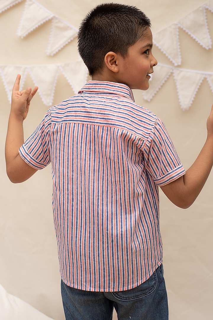 Blue Printed Shirt For Boys by PLUMCHEEKS at Pernia's Pop Up Shop