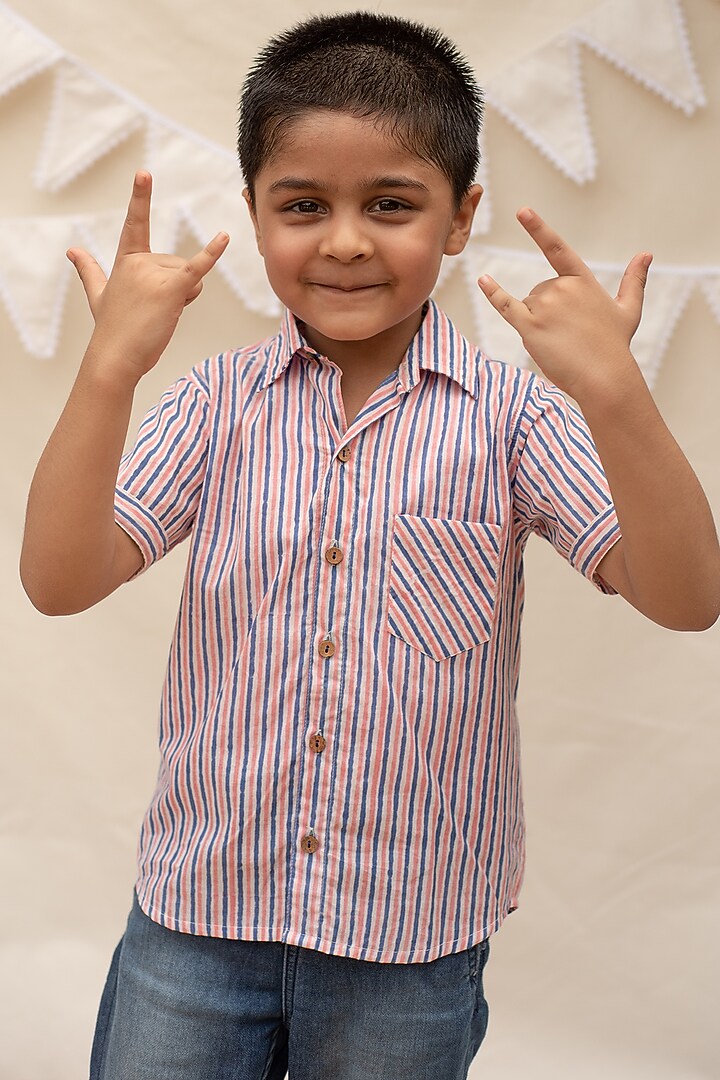 Blue Printed Shirt For Boys by PLUMCHEEKS at Pernia's Pop Up Shop