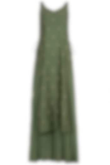 Green embroidered kurta set available only at Pernia's Pop Up Shop.