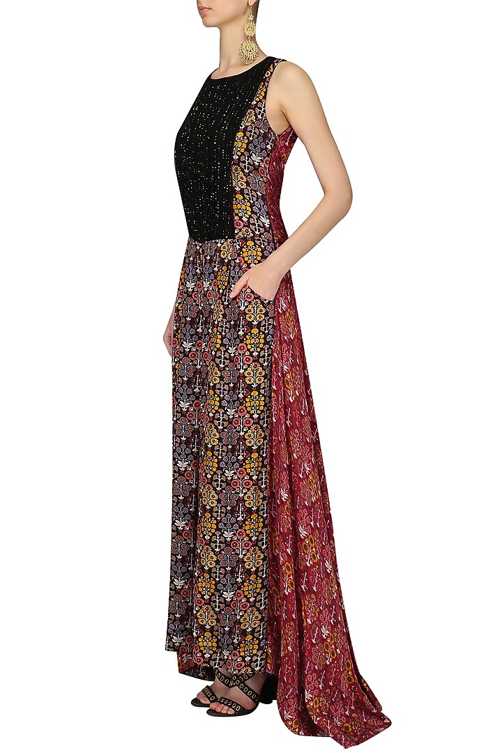 Black and red baghbaan print skirt jumpsuit available only at Pernia's Pop Up Shop.