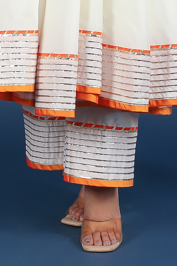 White Cotton Silk Party Wear Anarkali Set by Pomcha Jaipur at Pernia's Pop Up Shop