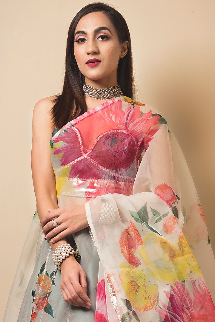 Dark Green Taffeta Lehenga Set by Pomcha Jaipur at Pernia's Pop Up Shop