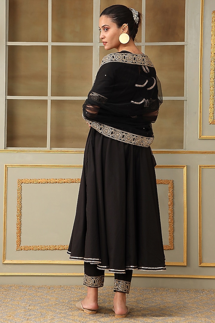 Black Cotton Gota Embroidered Anarkali Set by Pomcha Jaipur at Pernia's Pop Up Shop
