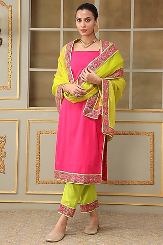 Pink Cotton Lace Embroidered Straight Kurta Set by Pomcha Jaipur