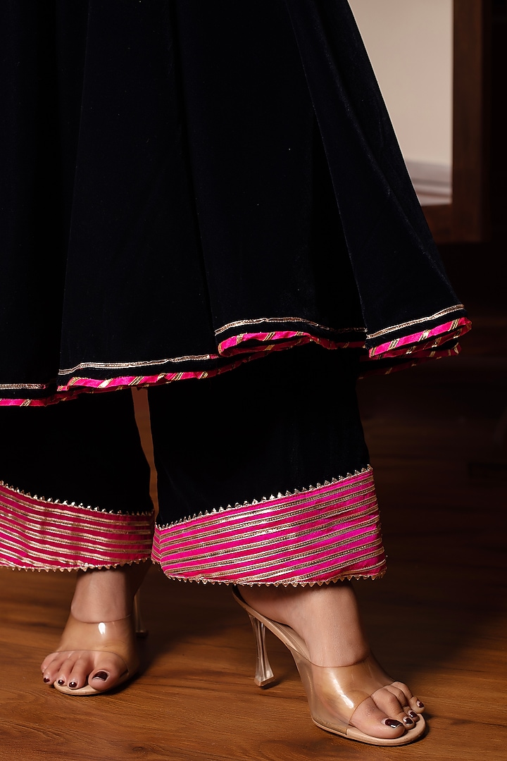 Royal Blue Velvet Gota Patti Work Party Wear Anarkali Set by Pomcha Jaipur at Pernia's Pop Up Shop