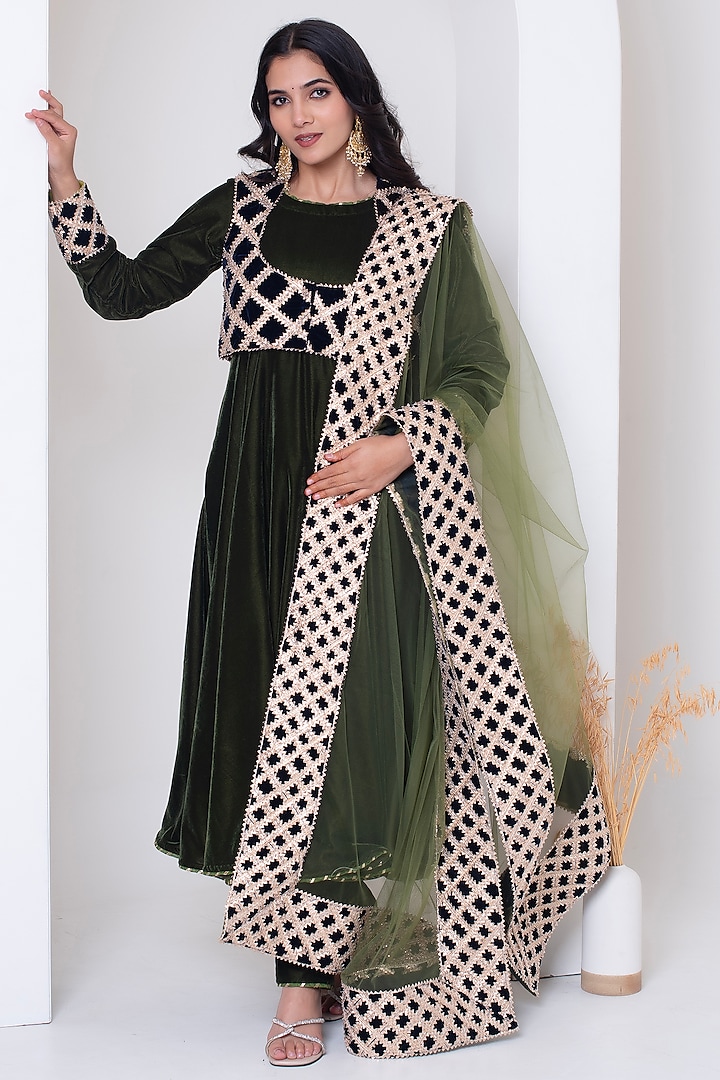 Green Velvet Gota Patti Work Anarkali Set by Pomcha Jaipur at Pernia's Pop Up Shop