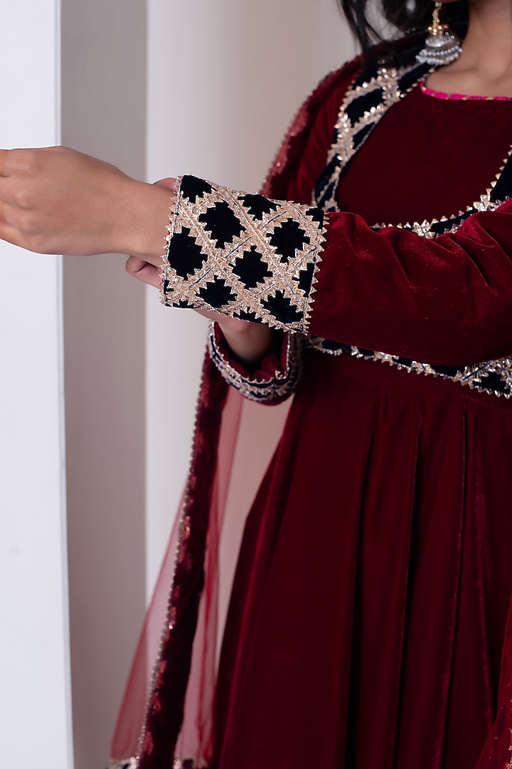 Maroon Velvet Gota Patti Work Party Wear Anarkali Set by Pomcha Jaipur at Pernia's Pop Up Shop