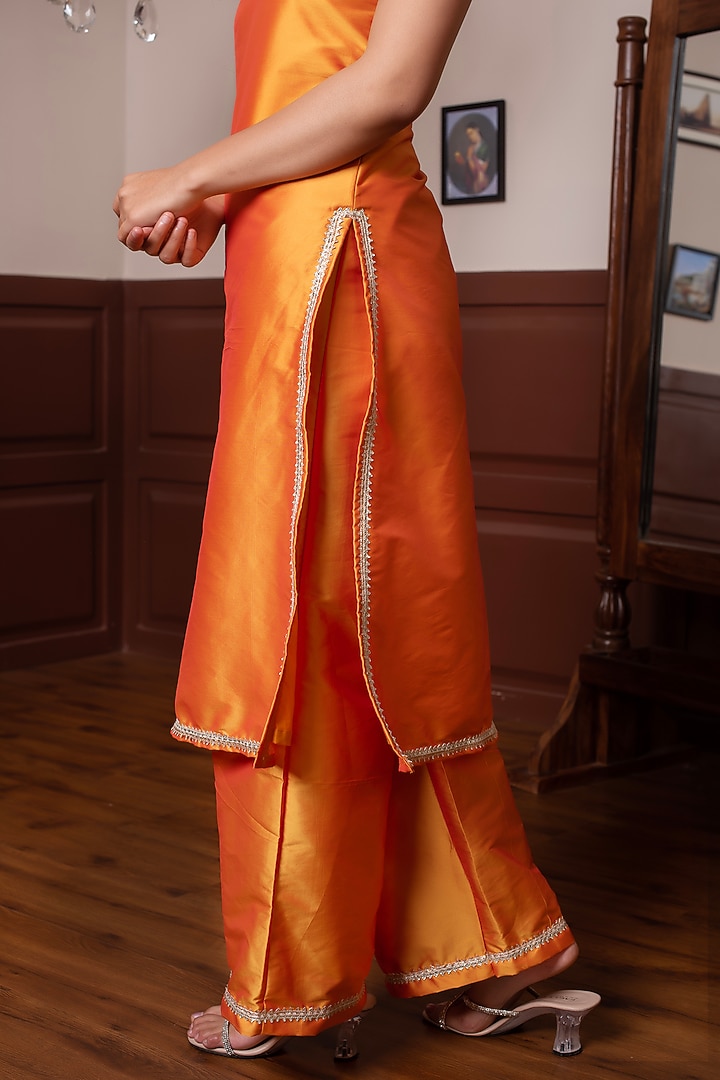 Orange Taffeta Silk Gota Patti Work Kurta Set by Pomcha Jaipur at Pernia's Pop Up Shop