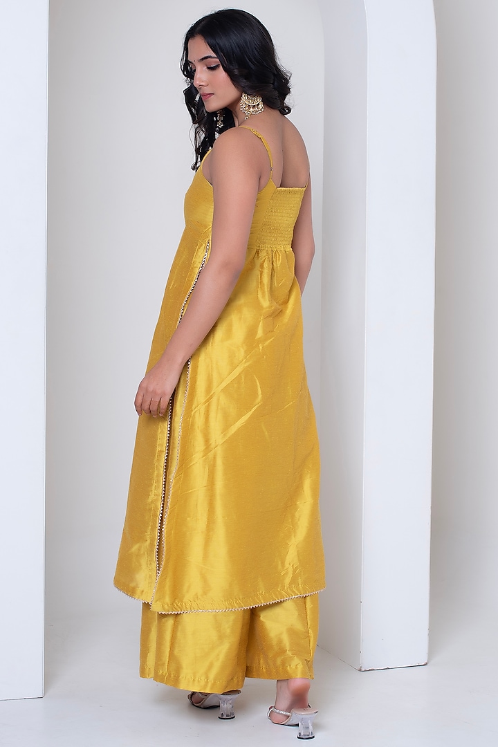 Yellow Cotton Silk Gota Patti Work Kurta Set by Pomcha Jaipur at Pernia's Pop Up Shop