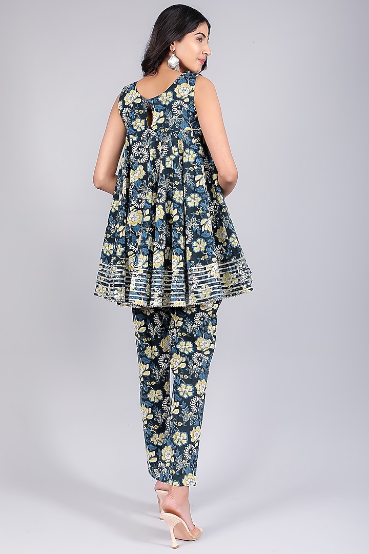 Black Cotton Printed Kurta Set by Pomcha Jaipur at Pernia's Pop Up Shop