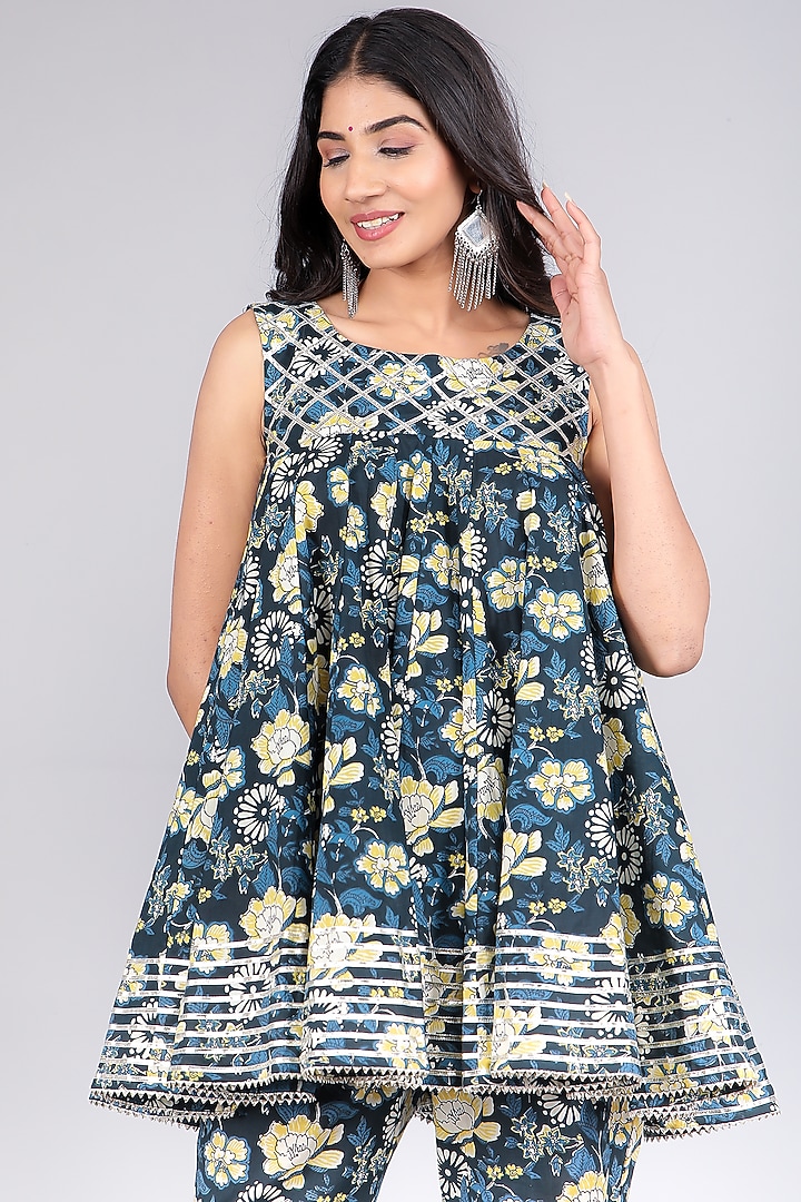 Black Cotton Printed Kurta Set by Pomcha Jaipur at Pernia's Pop Up Shop