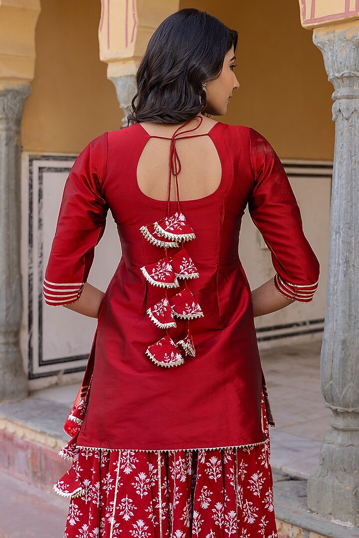 Red Cotton Printed & Gota Patti Work Skirt Set by Pomcha Jaipur at Pernia's Pop Up Shop