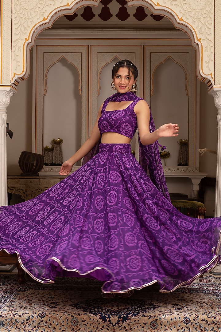 Purple Georgette Bandhej Lehenga Set by Pomcha Jaipur at Pernia's Pop Up Shop