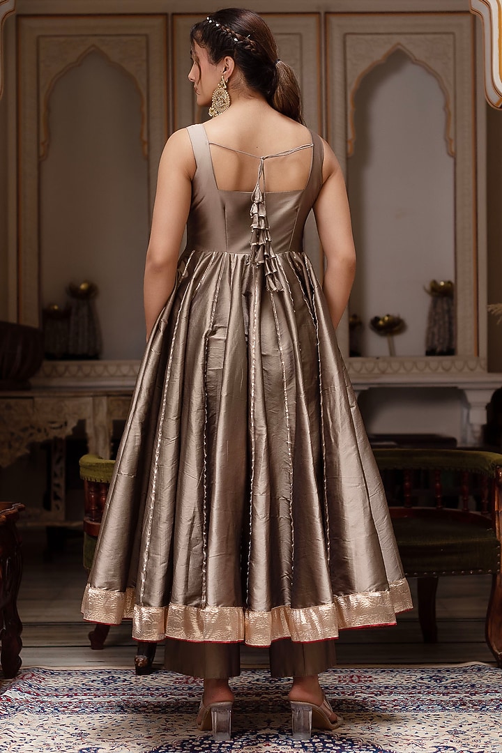 Ash Gold Taffeta Silk Gota-Patti Anarkali Set by Pomcha Jaipur at Pernia's Pop Up Shop