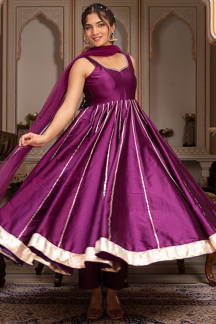 Plum Taffeta Silk Gota-Patti Anarkali Set by Pomcha Jaipur at Pernia's Pop Up Shop