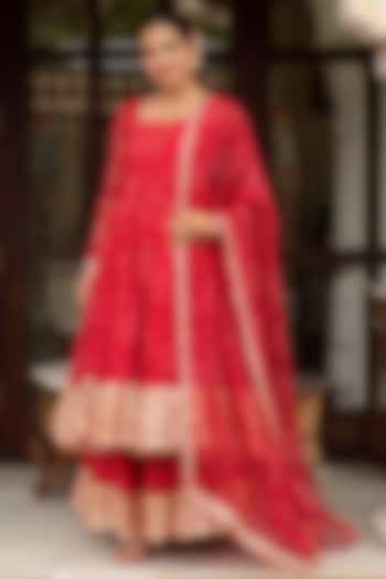 Red Georgette Bandhej Party Wear Anarkali Set by Pomcha Jaipur at Pernia's Pop Up Shop