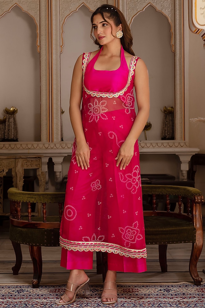 Pink Georgette Bandhej Kurta Set by Pomcha Jaipur at Pernia's Pop Up Shop
