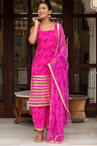 Pink Georgette Bandhej Kurta Set by Pomcha Jaipur