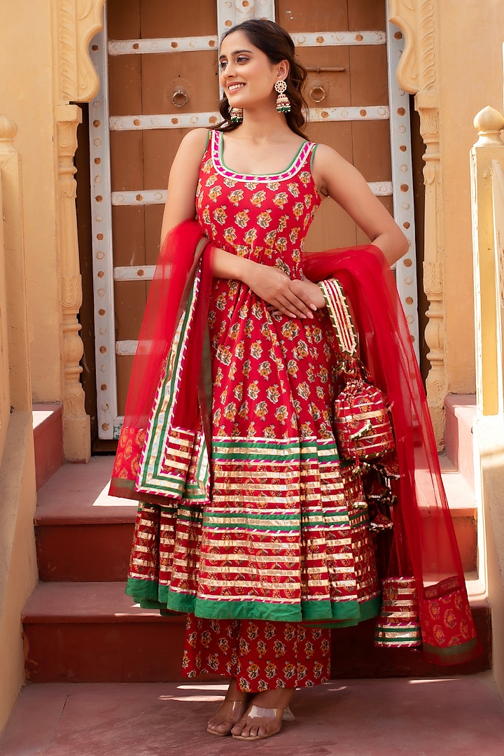 Red Cotton Gota Patti Work Party Wear Anarkali Set by Pomcha Jaipur at Pernia's Pop Up Shop