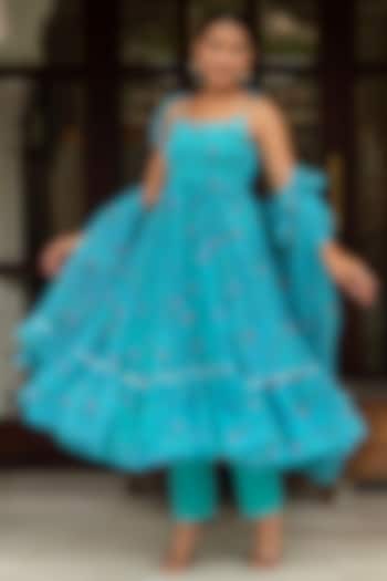 Blue Georgette Bandhej Printed Anarkali Set by Pomcha Jaipur at Pernia's Pop Up Shop