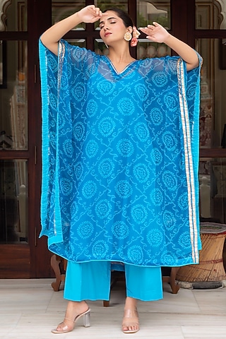 Blue Georgette Bandhej Printed Kaftan Set by Pomcha Jaipur