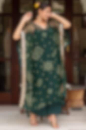 Dark Green Georgette Bandhej Printed Kaftan Set by Pomcha Jaipur at Pernia's Pop Up Shop