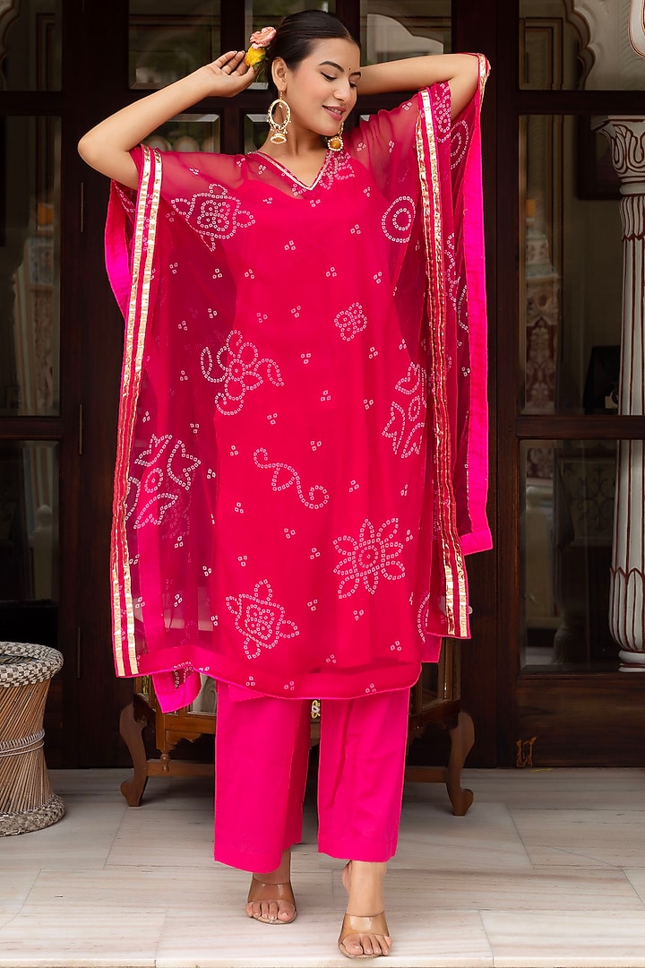 Pink Georgette Bandhej Printed Kaftan Set by Pomcha Jaipur at Pernia's Pop Up Shop