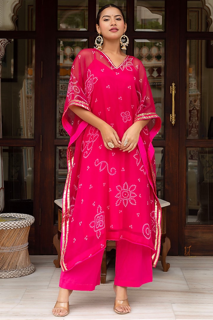 Pink Georgette Bandhej Printed Kaftan Set by Pomcha Jaipur at Pernia's Pop Up Shop