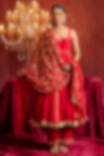 Red Organza Gota Patti Work Party Wear Anarkali Set by Pomcha Jaipur at Pernia's Pop Up Shop