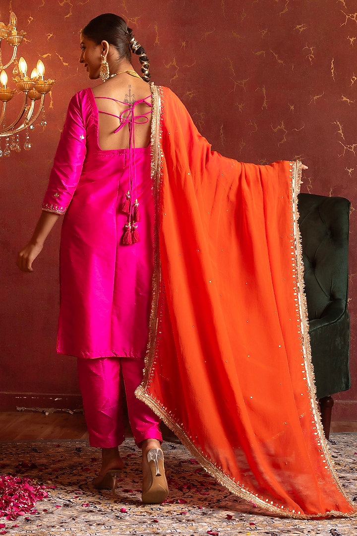 Hot Pink Taffeta Zari Handwork Straight Kurta Set by Pomcha Jaipur at Pernia's Pop Up Shop