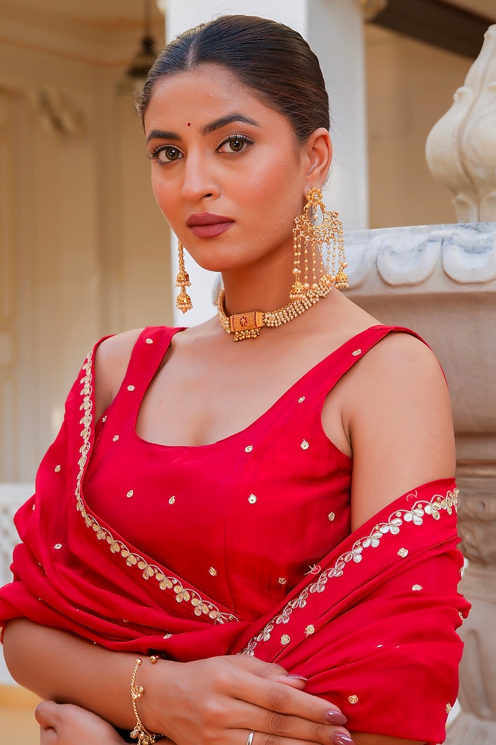 Red Silk Gota-Patti Embroidered Kurta Set by Pomcha Jaipur at Pernia's Pop Up Shop