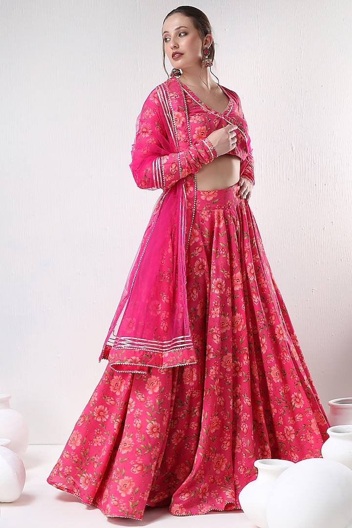 Pink Cotton Floral Printed & Gota Lace Work Lehenga Set by Pomcha Jaipur at Pernia's Pop Up Shop
