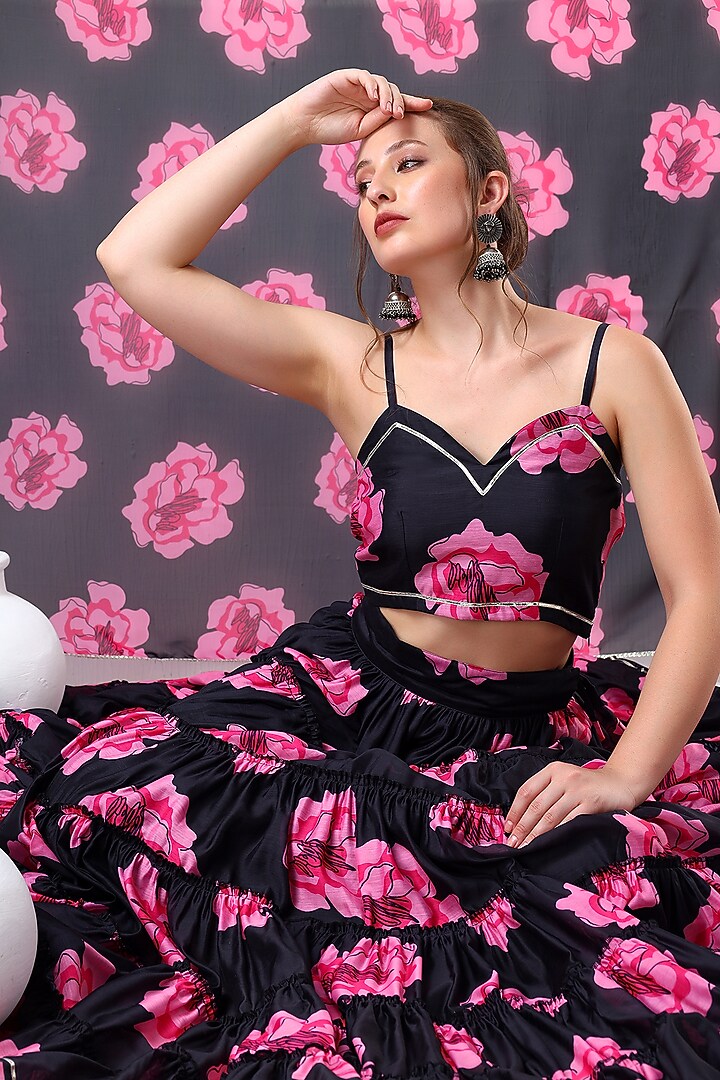 Black Organza Printed & Gota Lace Work Lehenga Set by Pomcha Jaipur at Pernia's Pop Up Shop