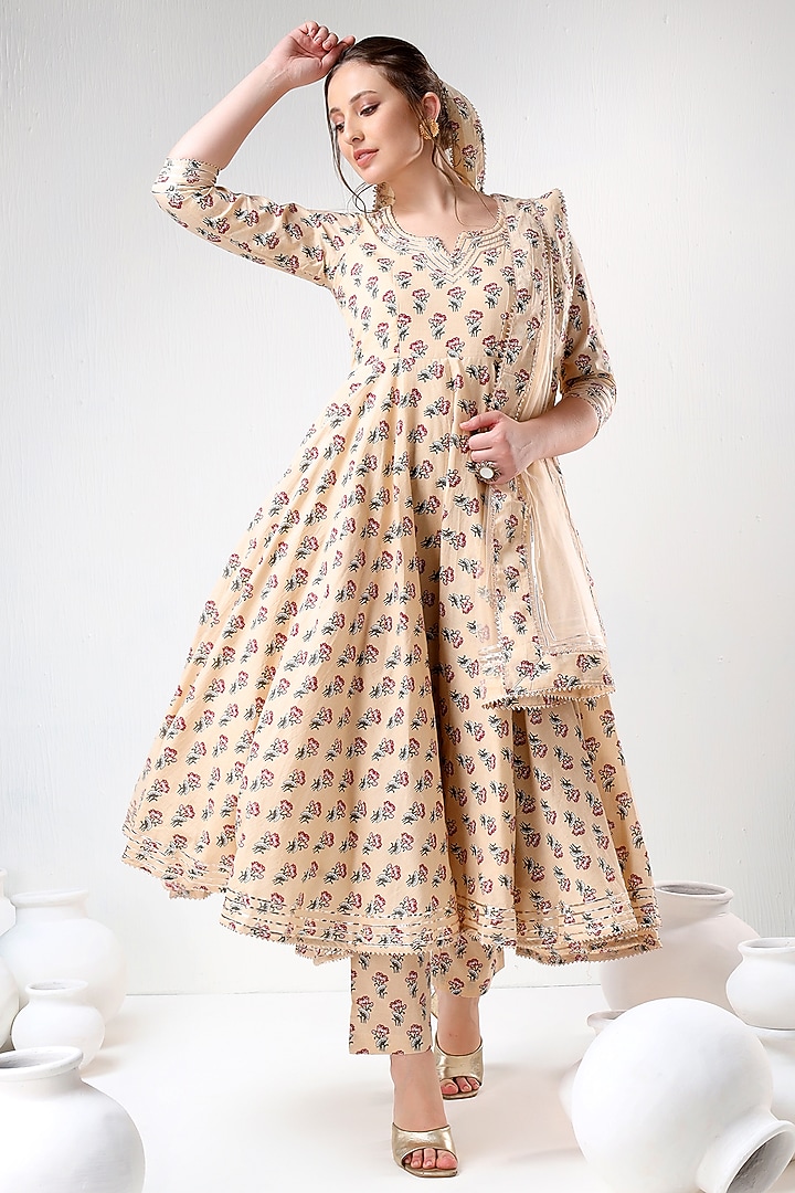 Beige Cotton Gota Lace Work & Floral Printed Anarkali Set by Pomcha Jaipur at Pernia's Pop Up Shop