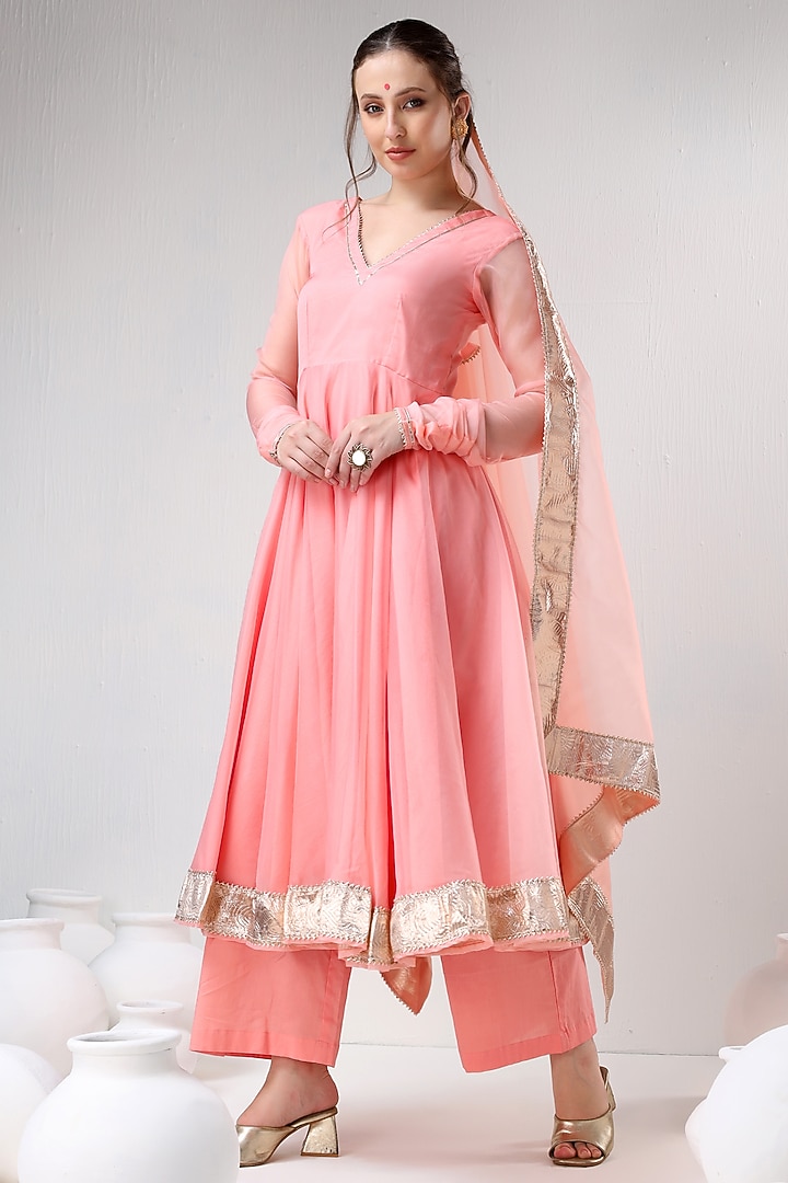 Peach Organza Gota Lace Work Party Wear Anarkali Set by Pomcha Jaipur at Pernia's Pop Up Shop
