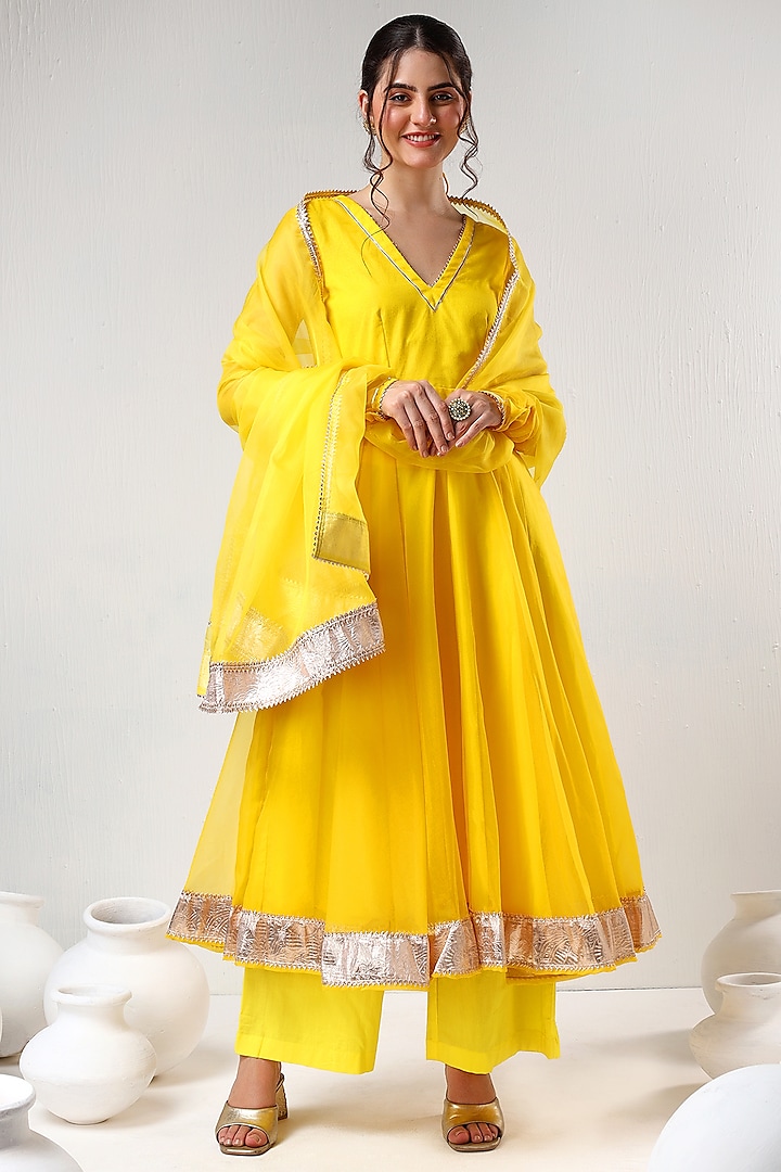 Yellow Organza Gota Lace Work Anarkali Set by Pomcha Jaipur at Pernia's Pop Up Shop