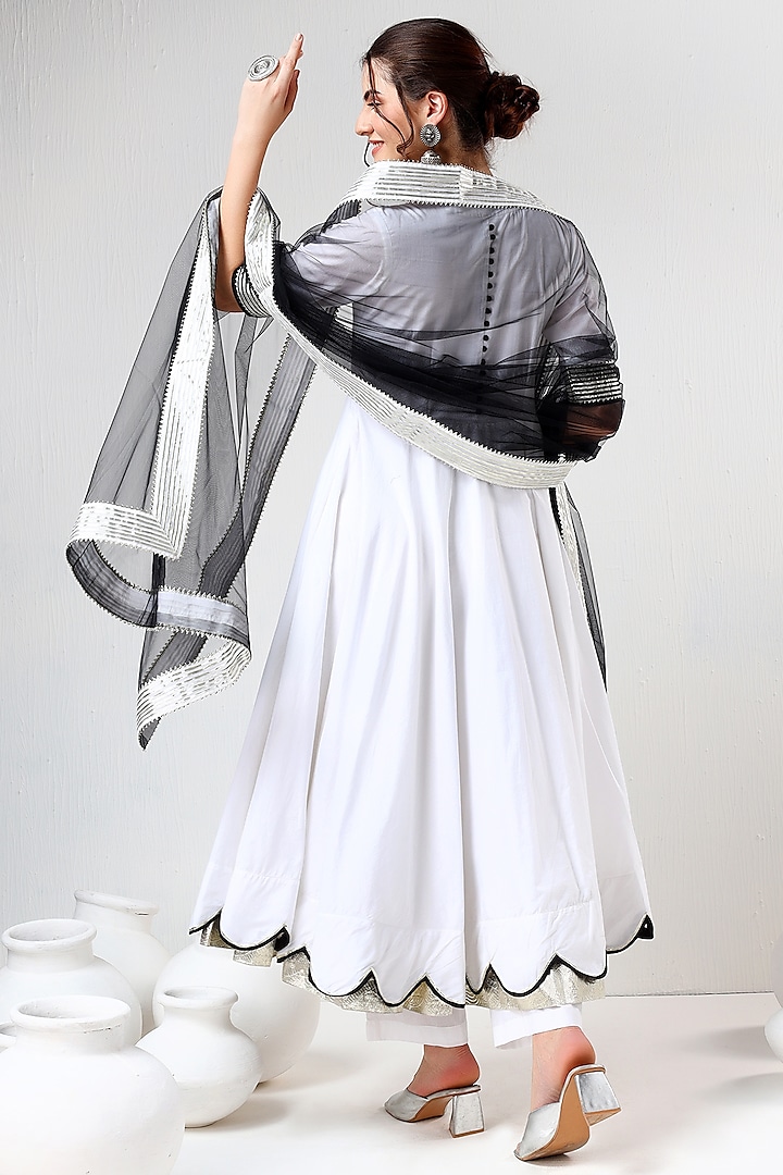 White Cotton Gota Lace Work Party Wear Anarkali Set by Pomcha Jaipur at Pernia's Pop Up Shop