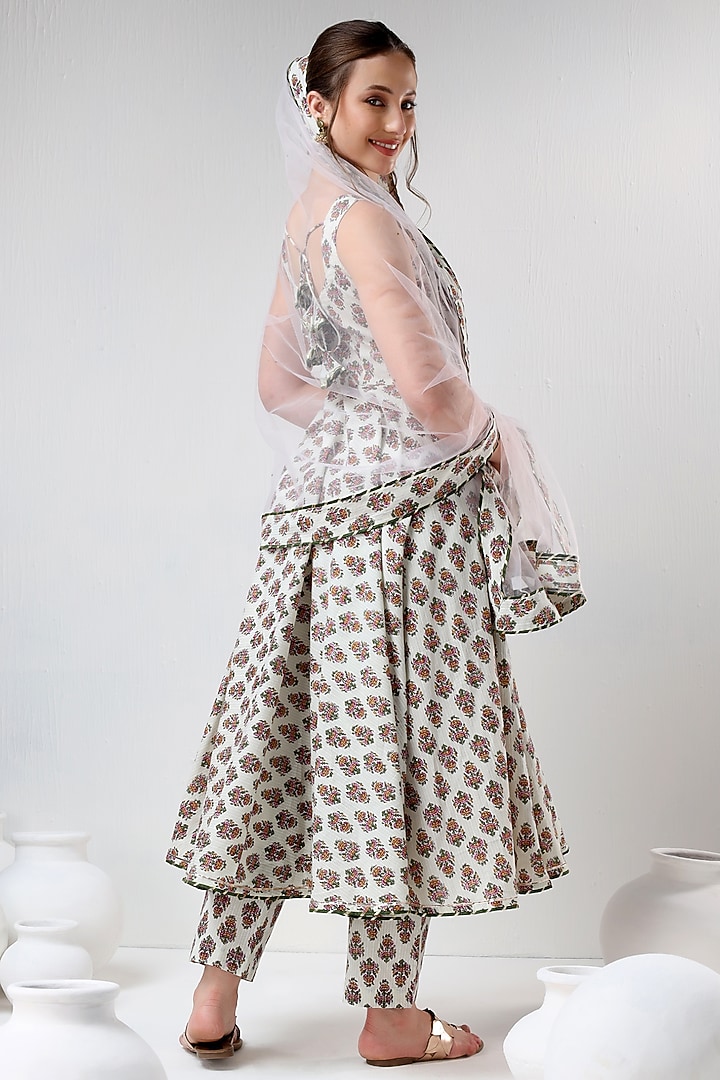 White Cotton Gota Work & Hand Block Printed Anarkali Set by Pomcha Jaipur at Pernia's Pop Up Shop