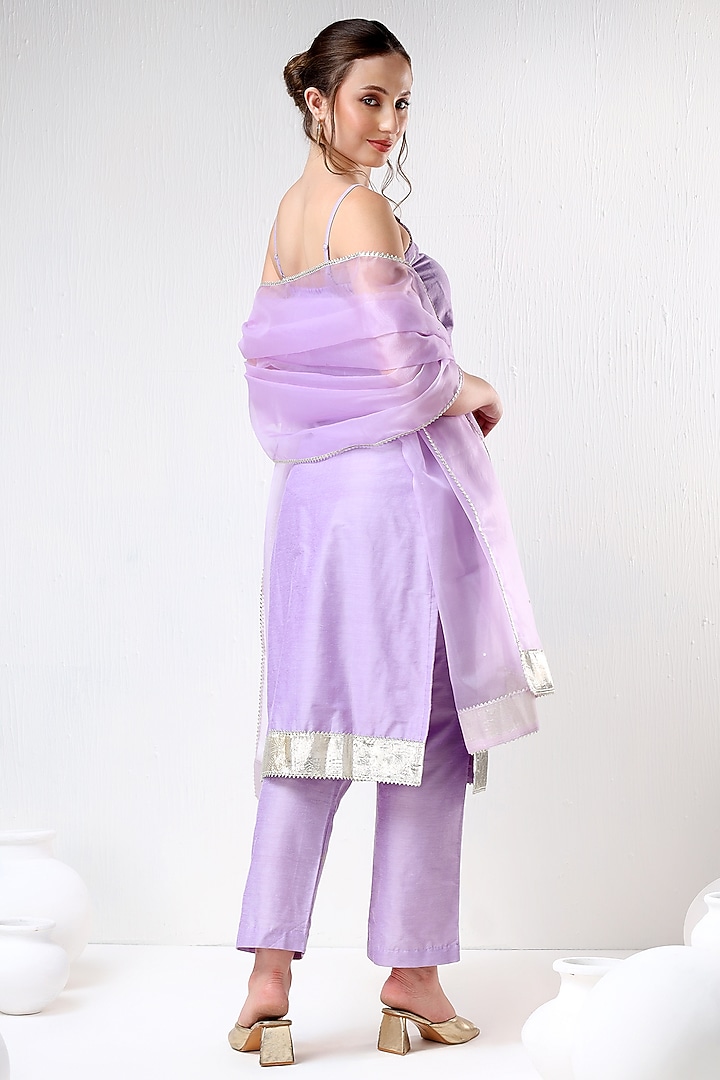 Lilac Cotton Silk Gota Lace Embroidered Kurta Set by Pomcha Jaipur at Pernia's Pop Up Shop