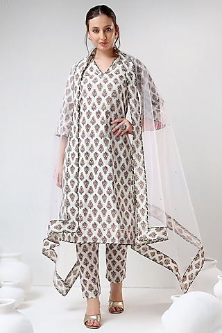 White Cotton Gota Embroidered & Printed Kurta Set by Pomcha Jaipur