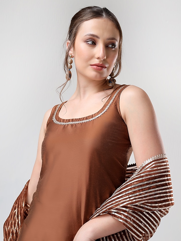 Brown Cotton Silk Gota Lace Embroidered Kurta Set by Pomcha Jaipur at Pernia's Pop Up Shop