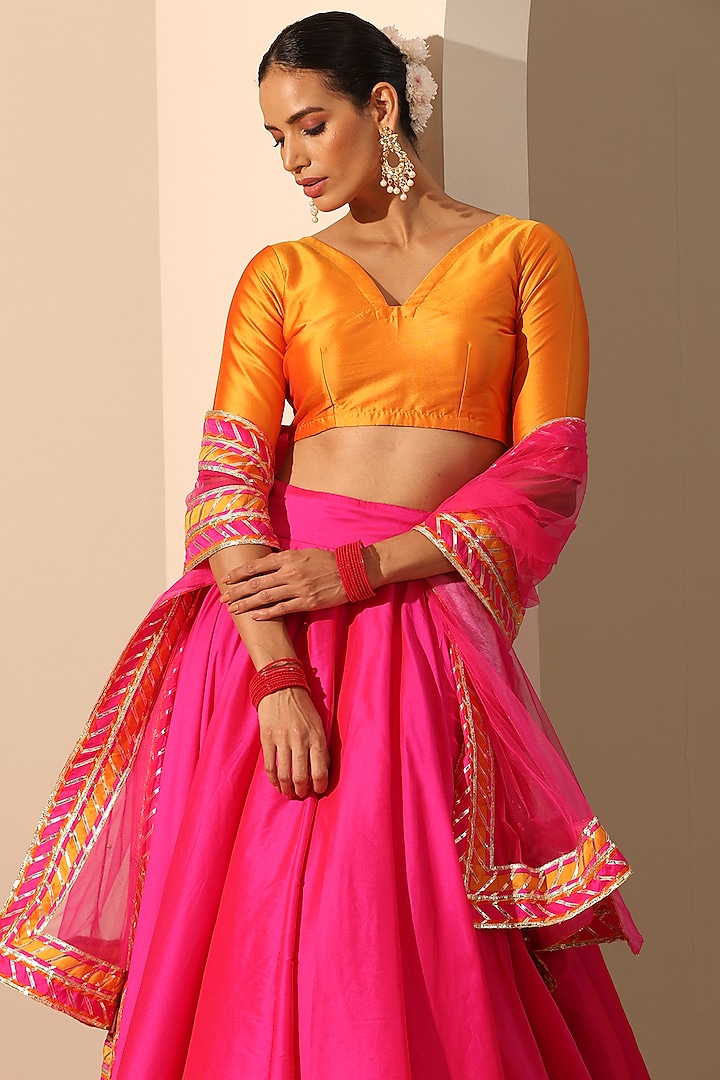 Pink Taffeta Silk Lehenga Set by Pomcha Jaipur at Pernia's Pop Up Shop