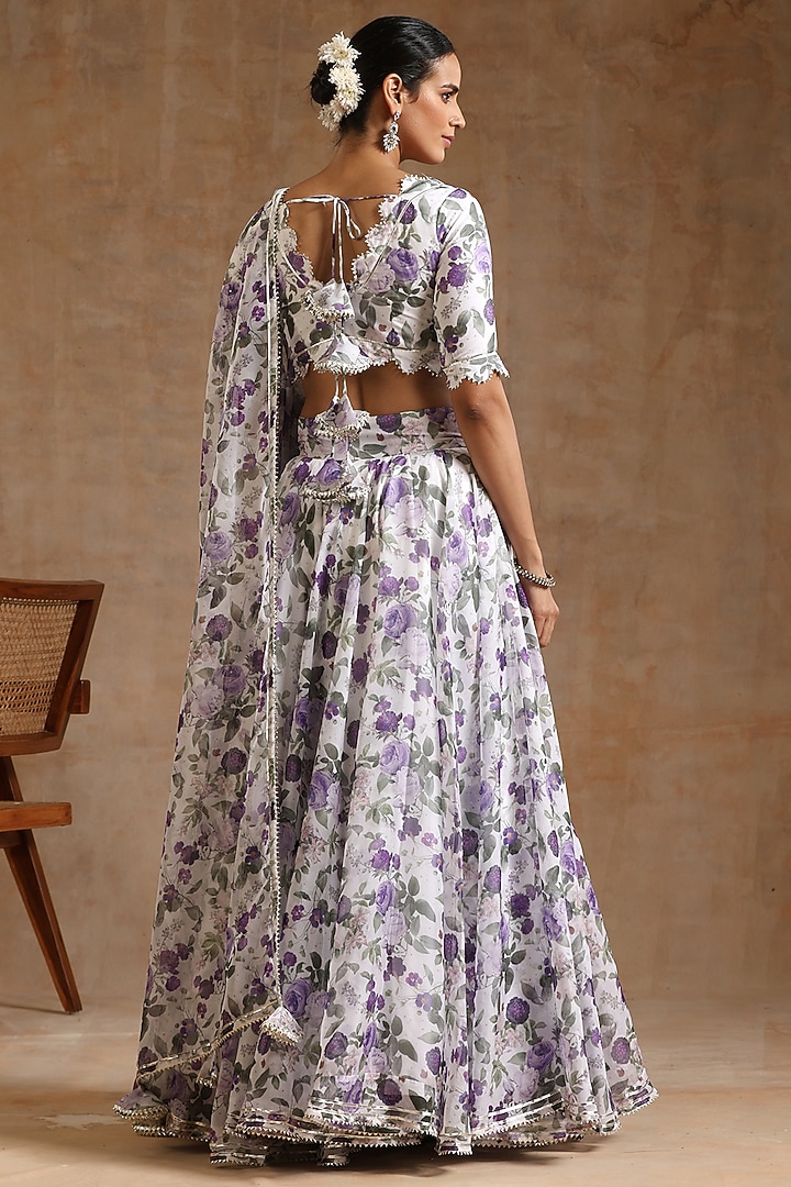 White Organza Floral Printed Lehenga Set by Pomcha Jaipur at Pernia's Pop Up Shop