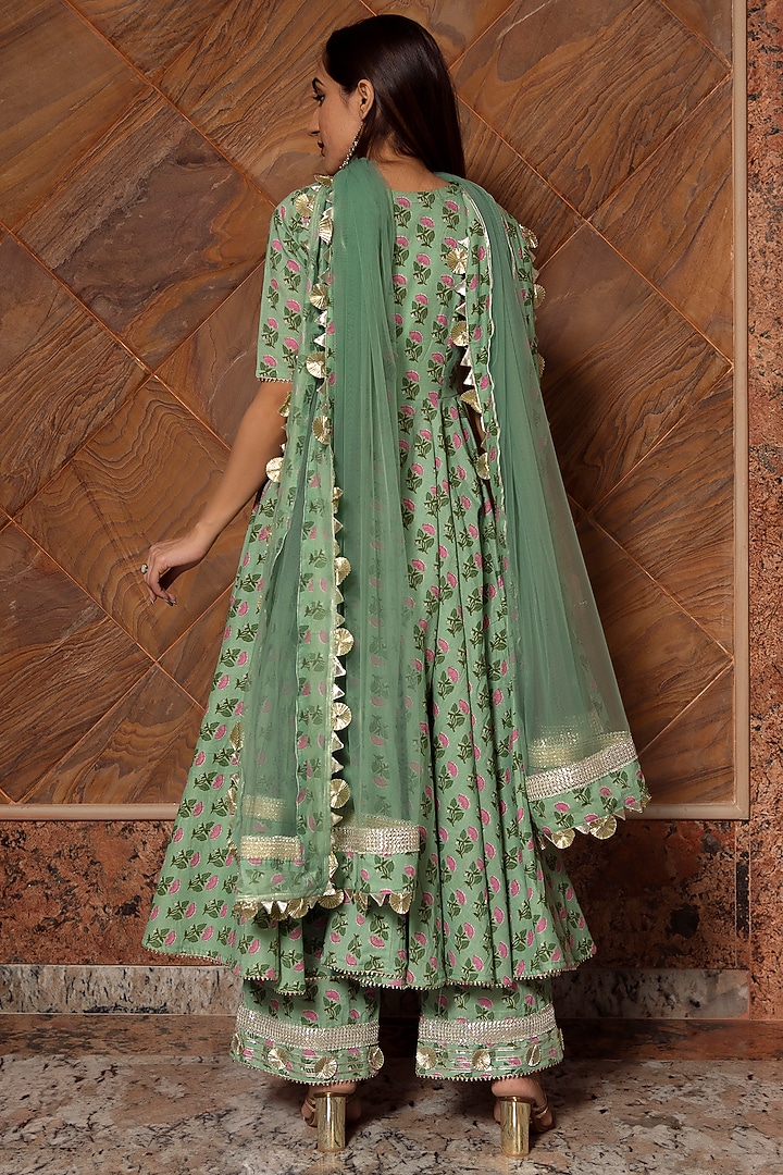 Green Paisley Printed Anarkali Set by Pomcha Jaipur at Pernia's Pop Up Shop