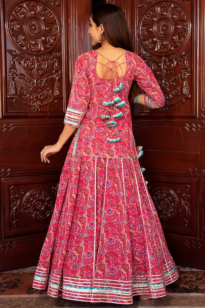 Pink Cotton Printed Skirt Set by Pomcha Jaipur at Pernia's Pop Up Shop