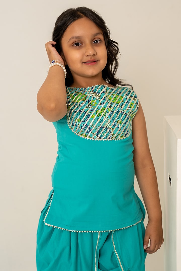 Teal Cotton Hand Block Printed Kurta Set For Girls by POMCHA at Pernia's Pop Up Shop