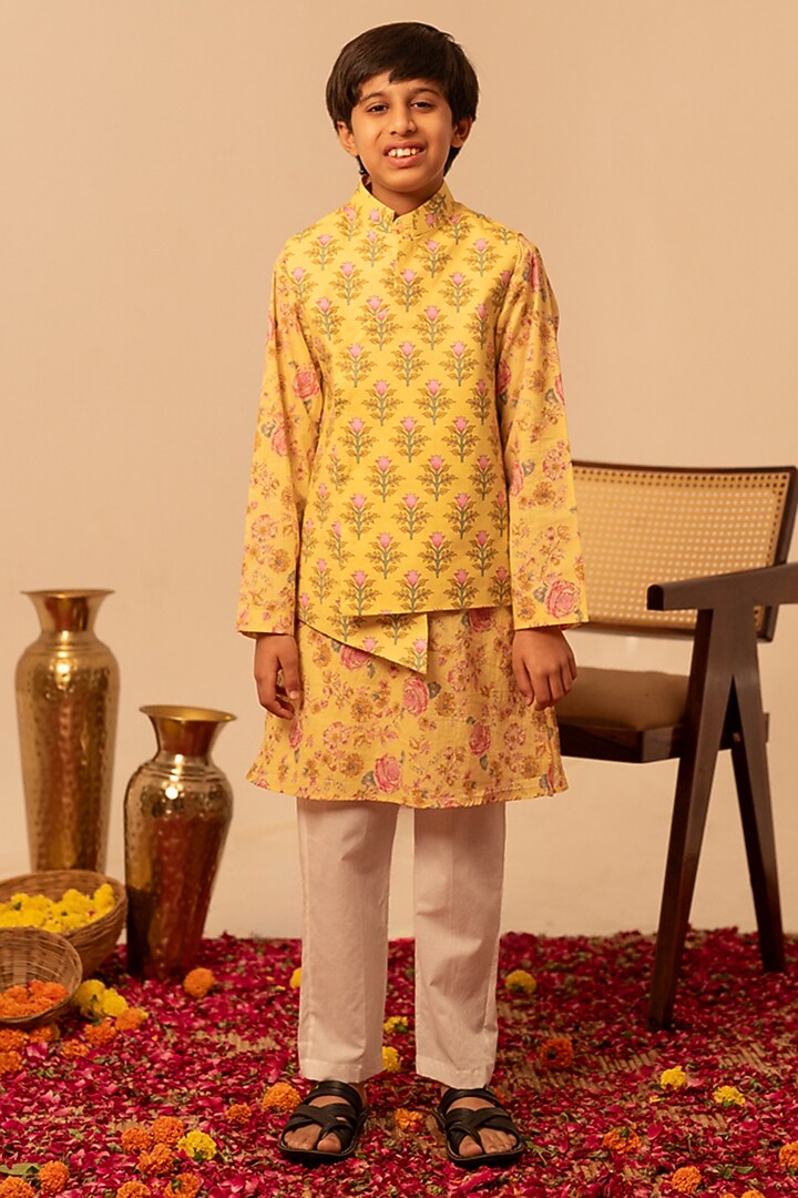 Yellow Cotton Hand Block Printed Nehru Jacket Set For Boys by POMCHA at Pernia's Pop Up Shop
