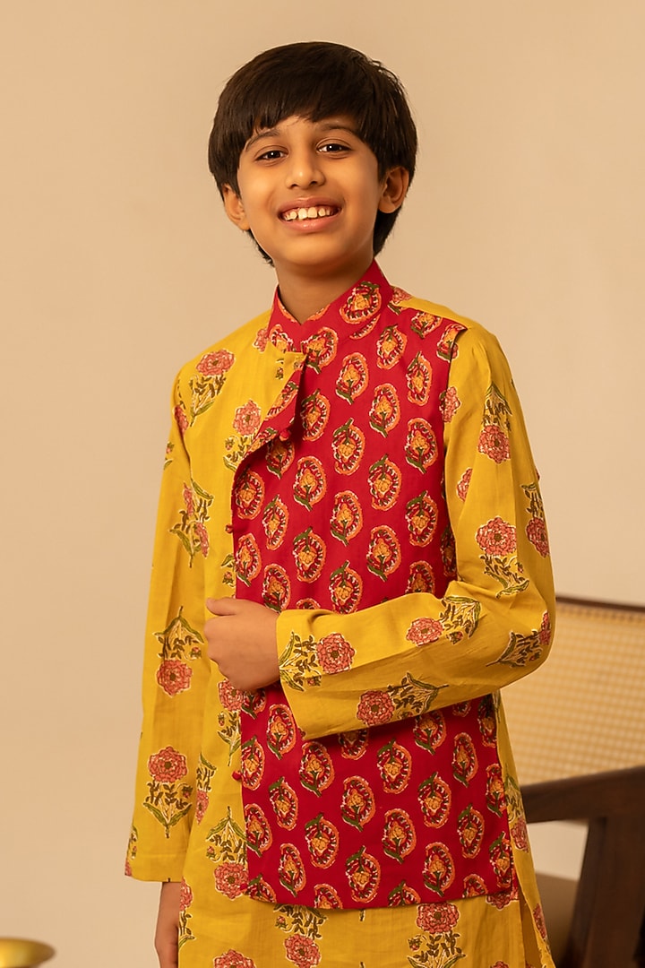 Yellow Cotton Hand Block Printed Cotton Kurta Set For Boys by POMCHA at Pernia's Pop Up Shop